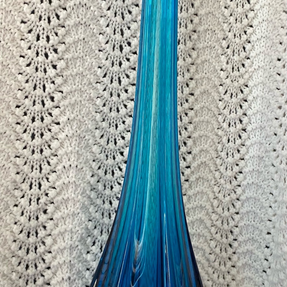 1970’s Vintage 26” Swung Vase - Picture 10 of 11